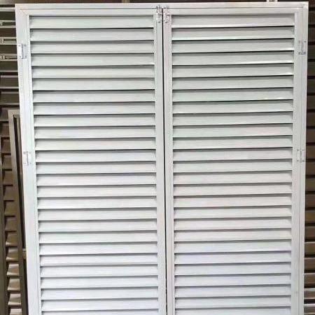 外墻防雨百葉窗.jpg 外墻防雨百葉窗.jpg